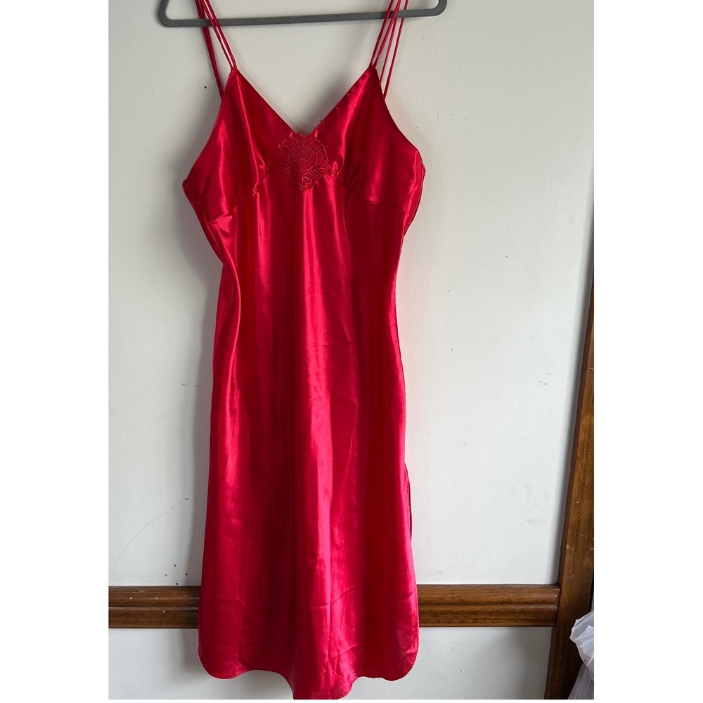 Cinema Etoile Nightgown wmns large Red Lace Trim Vtg Satin slip dress 
Sexy